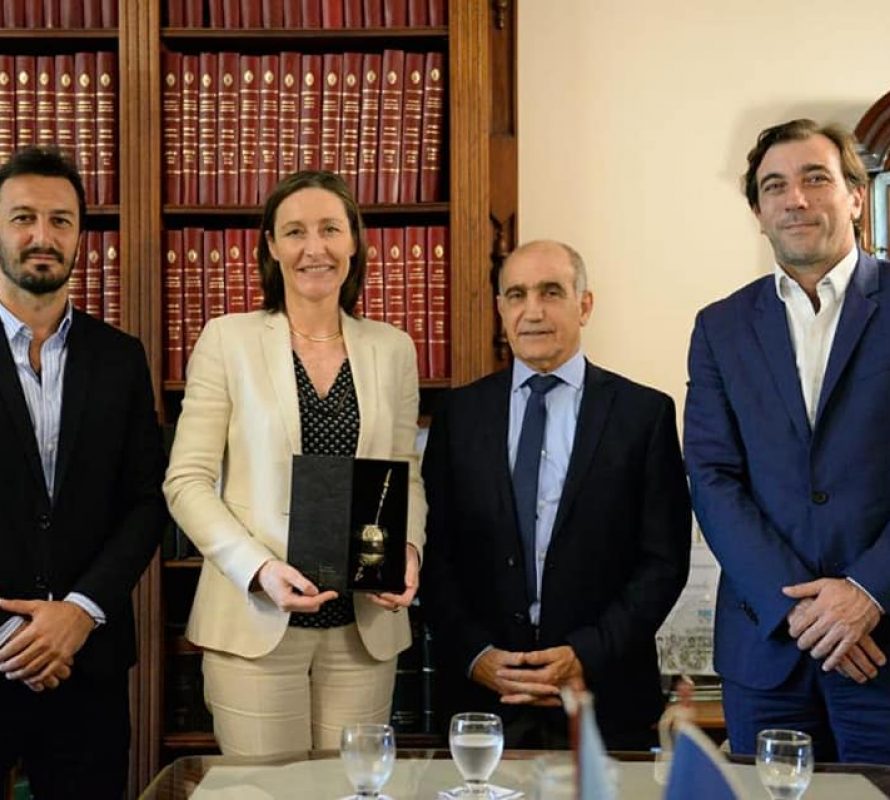Emiliano Reparaz, recibió junto a colegas legisladores, a la embajadora de la Unión Europea en Argentina
