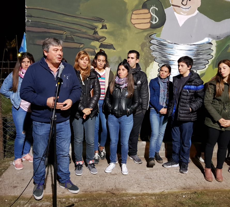 Ctep: Se inauguró un mural que muestra un mensaje contra los efectos del Capitalismo