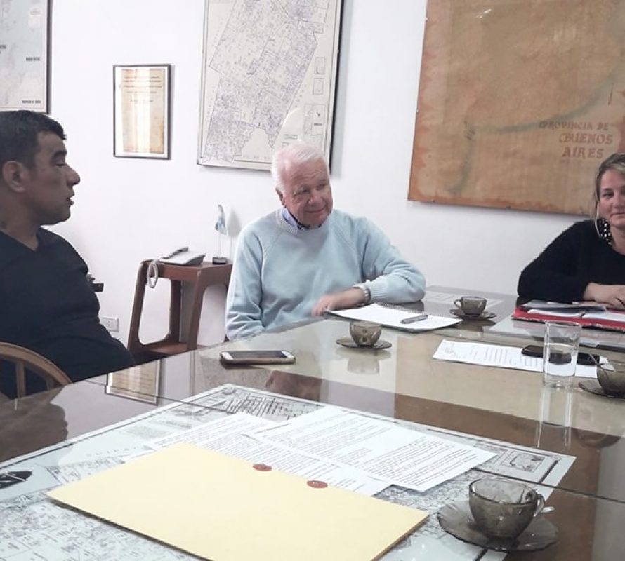 El grupo de trabajo de Cacho Castellari se reunió con el secretario del gremio municipal