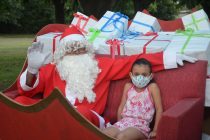 Municipales: Papá Noel en el Interior