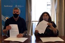Firma de convenio con Navarro para abordaje local y comunitario de las adicciones