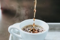 Historia del café: Recorrido por sus orígenes y llegada a América