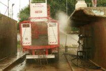 El lavado y desinfección del transporte de hacienda previene enfermedades