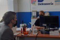 Reunión de la Defensoría con autoridades de la sucursal del Banco Provincia en Navarro